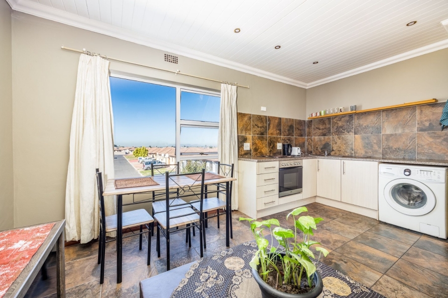 2 Bedroom Property for Sale in Hagley Western Cape